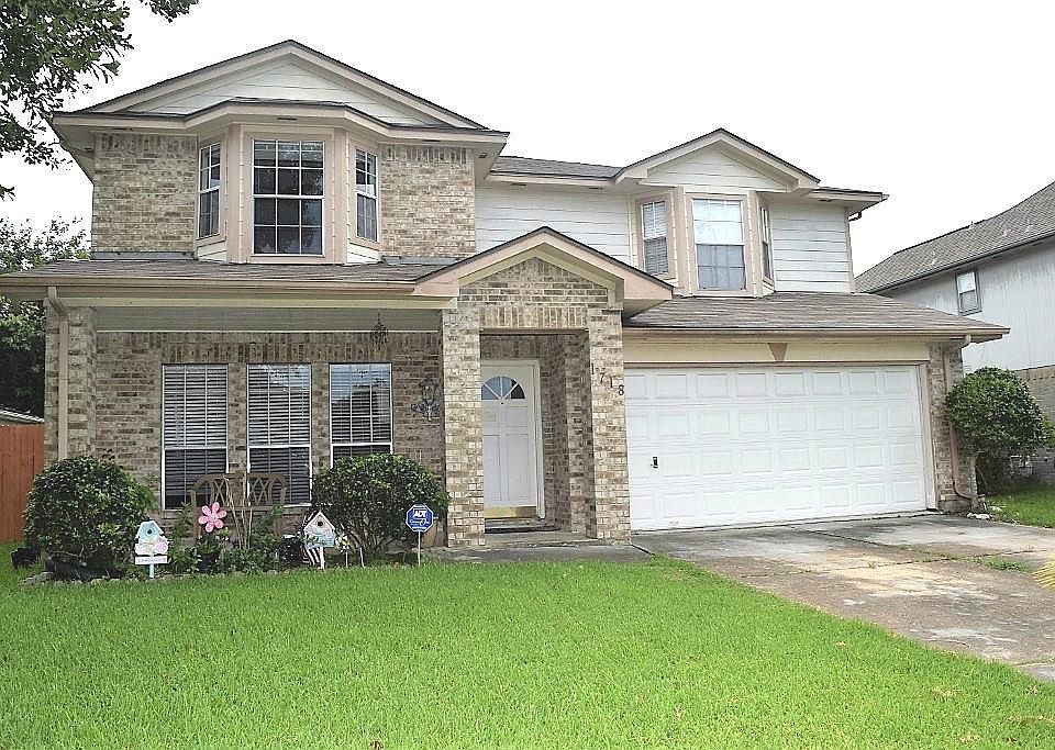 1st image of 1718 Kemah Oaks Dr