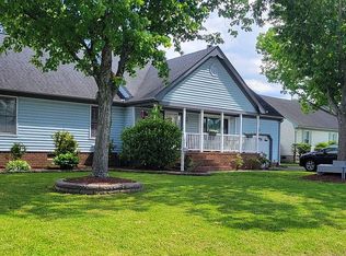 434 Spurlane Cir, Chesapeake, VA 23322