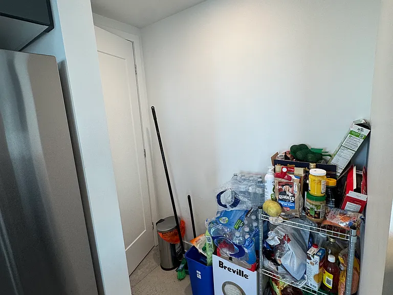 99 Parkdale Ave #2802 — Photo 25