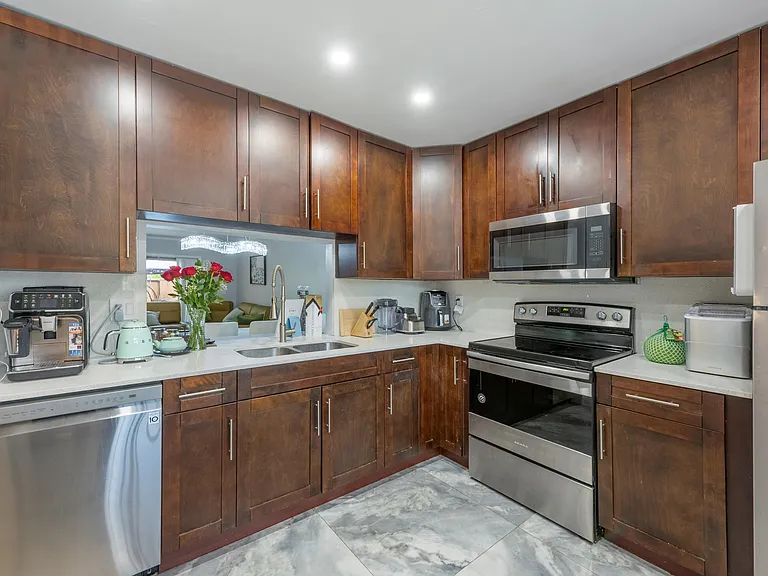1129 NE 210th Ter #210 — Photo 10