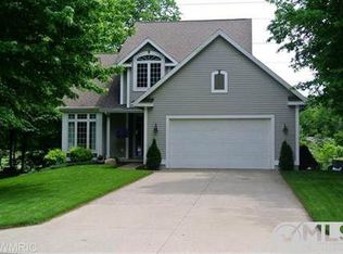 7262 Pine Oak Ln, Hudsonville, MI