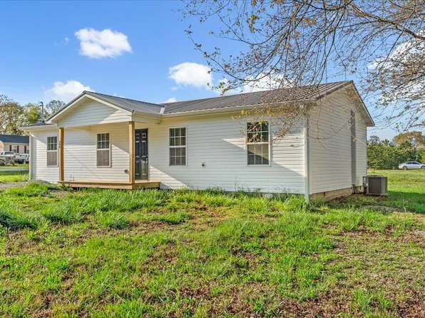240 W 1st St, Hillsboro, TN 37342