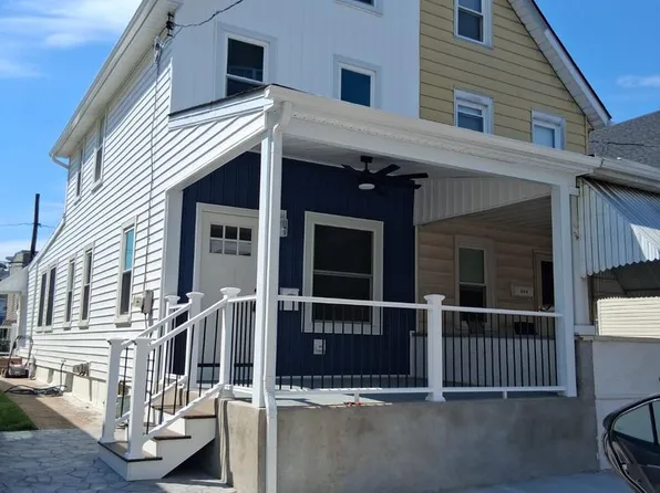 426 Logan St, Bristol, PA 19007