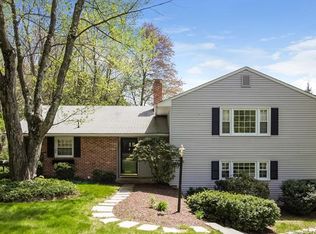 91 Richmond Ln, West Hartford, CT 06117