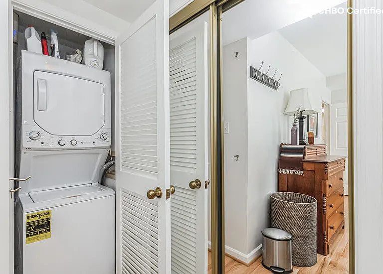 1619 R St NW #101 — Photo 24