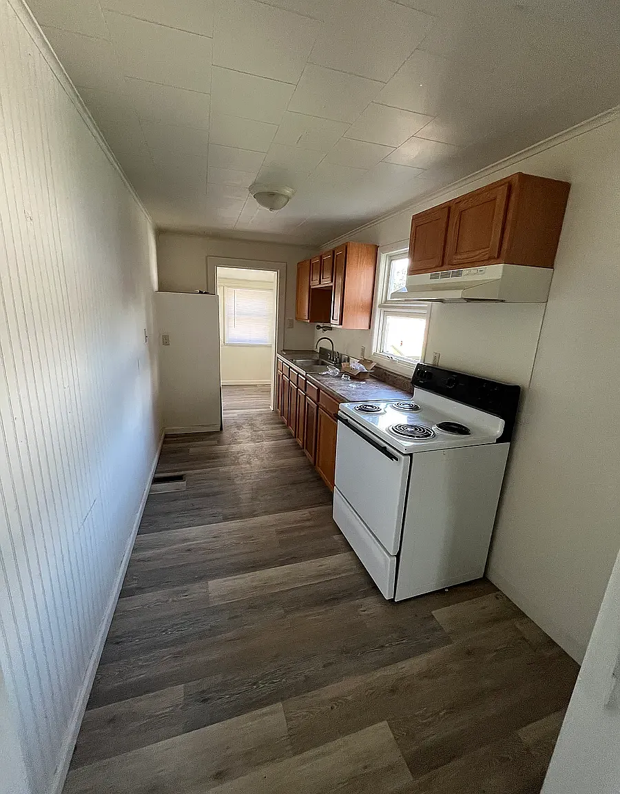 2 bed, 1250 sqft, $975 — Photo 4