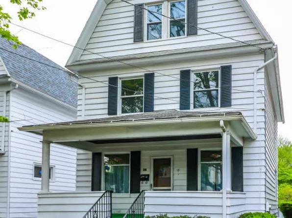 36 Snowden St, Forty Fort, PA 18704