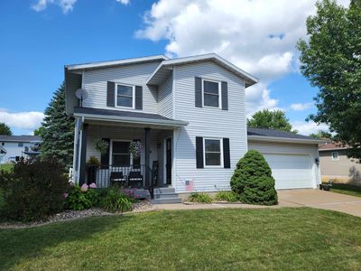 1836 Hummingbird Dr, Dubuque, IA, 52002