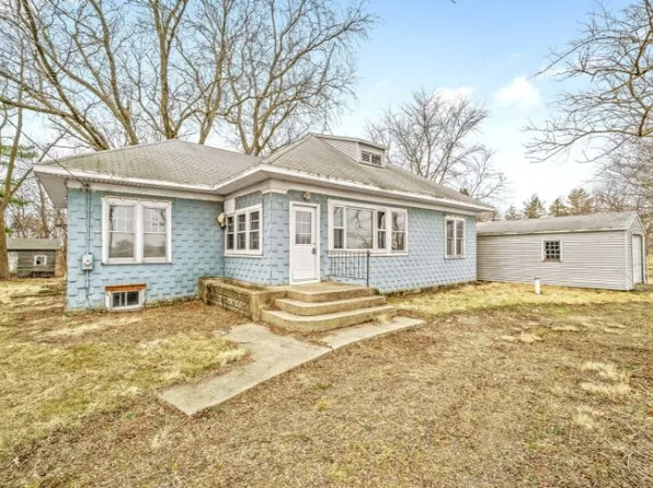 1353 Steward Rd, Steward, IL 60553