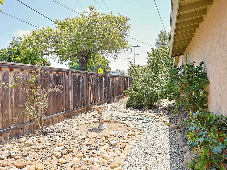 610 Country Club Ln — Photo 60