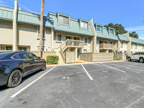 26 S Forest Beach Dr APT 44, Hilton Head Island, SC 29928