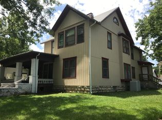 1601 SW Mulvane St, Topeka, KS 66604