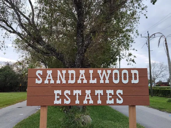 89 Sandalwood Drive, Fort Pierce, FL 34947