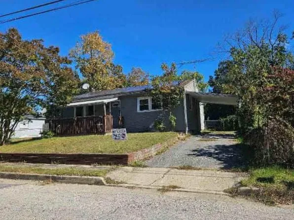 421 Manor Ave, Millville, NJ 08332