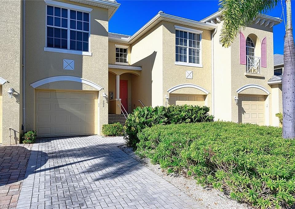 Lucaya Fort Myers Rentals