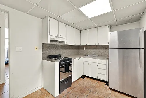 134 Salamanca Aveapt 9 #B Photo 1