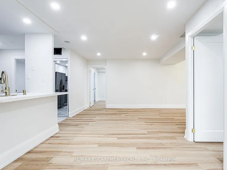 285 Enfield Pl #1603 — Photo 10