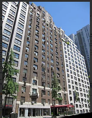 Sold by Levan Real Estate | media 14