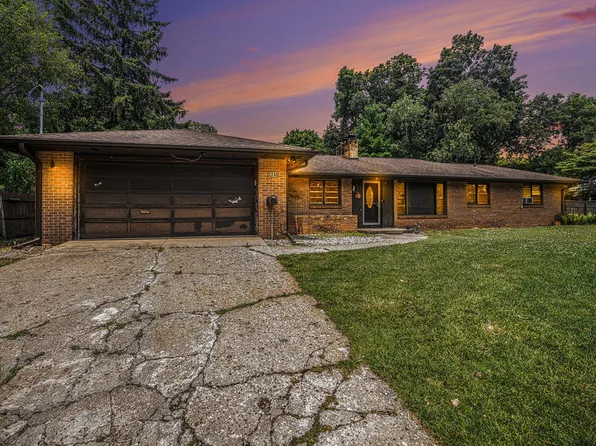 2246 Lorraine Ave, Kalamazoo, MI 49008