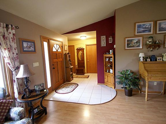 5th image of 8020 Wildrose Ct