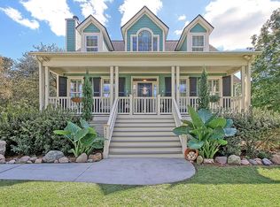 437 Commonwealth Rd, Mount Pleasant, SC 29466