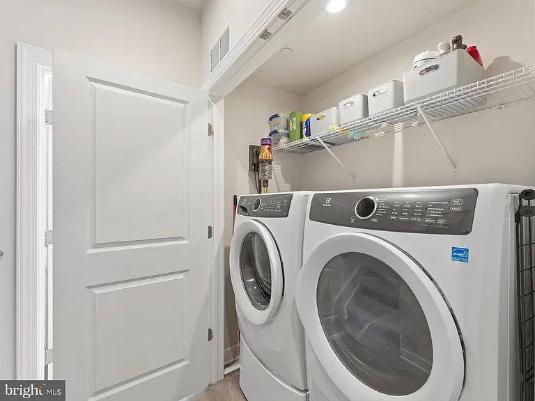 2841 Hokie Ln — Photo 34