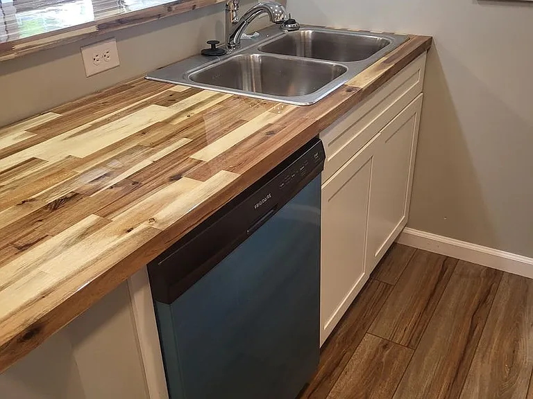 515 Davis St — Photo 3