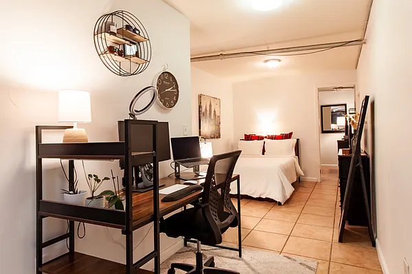 Rented by Century 21 Premier  | media 13