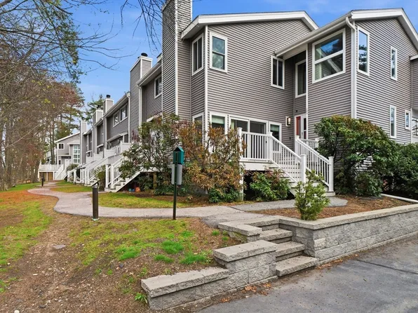 255 North Rd Unit 103, Chelmsford, MA 01824