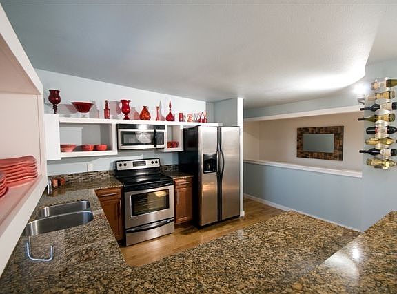 5th image of 8050 Rockwood Ln