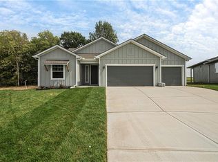 4717 S 22nd St, Leavenworth, KS 66048