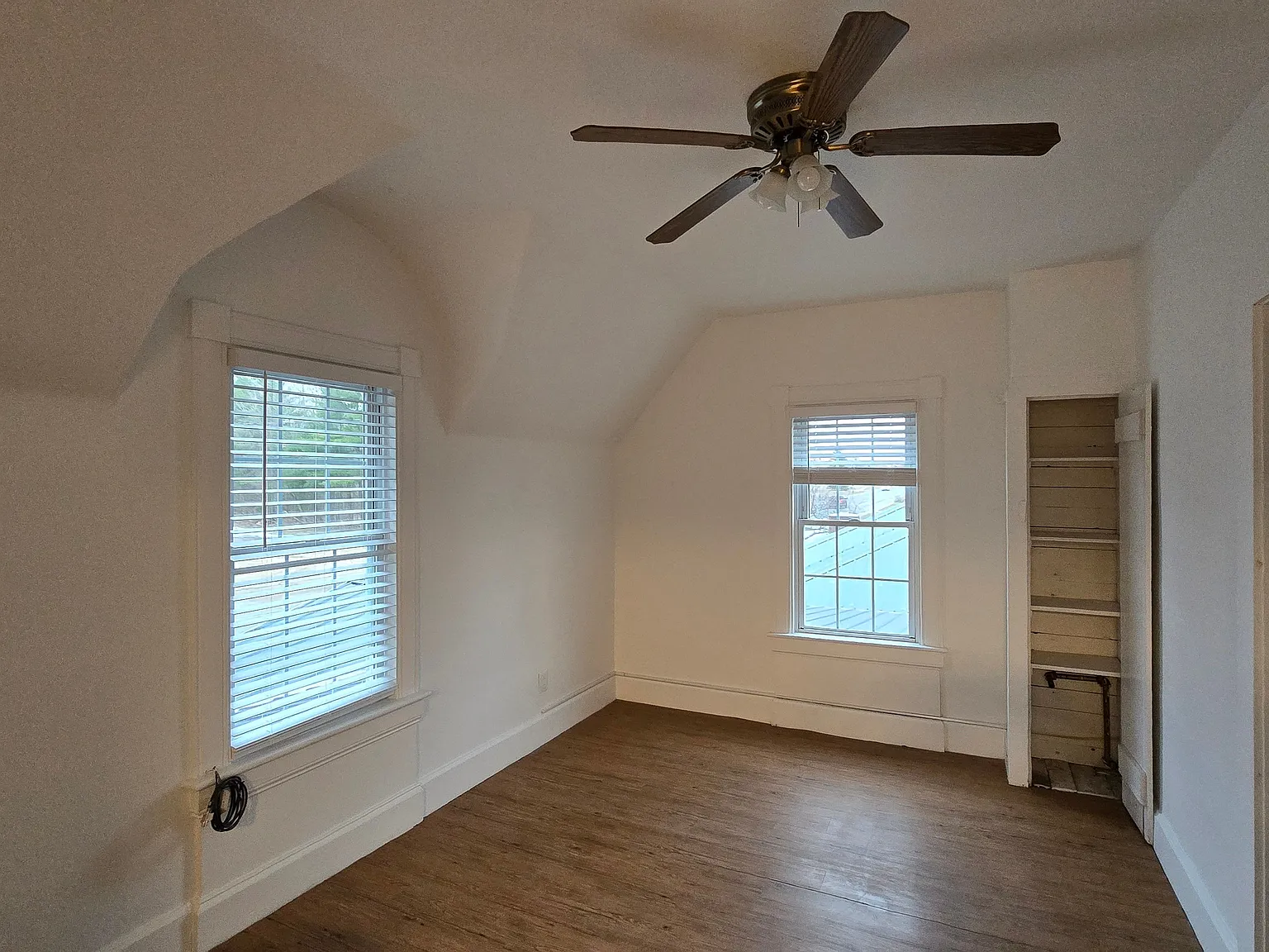 2 bed, 1.0 bath, 850 sqft, $995 — Photo 3