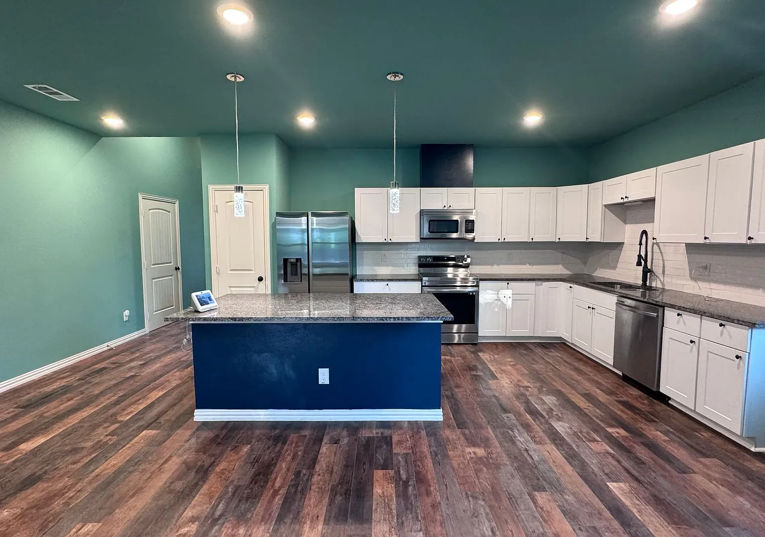 2219 College St, Greenville TX — Photo 4