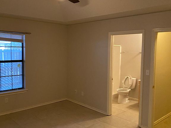 4th image of 3201 Kilgore Ave