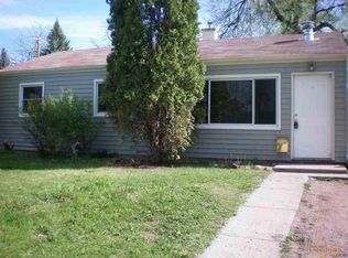 809 E Indiana St, Rapid City, SD 57701