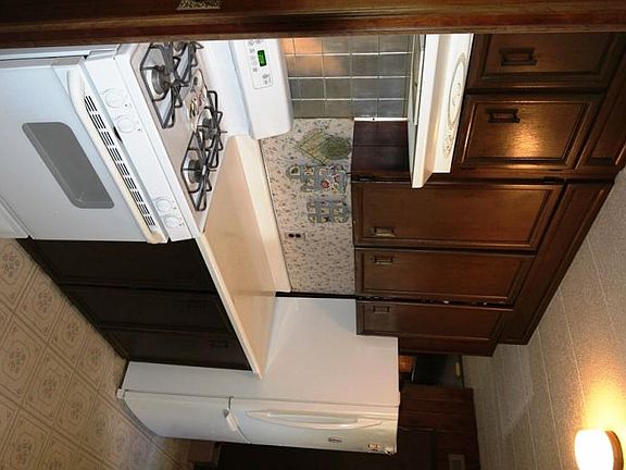 5th image of 51416 Fairlane Dr