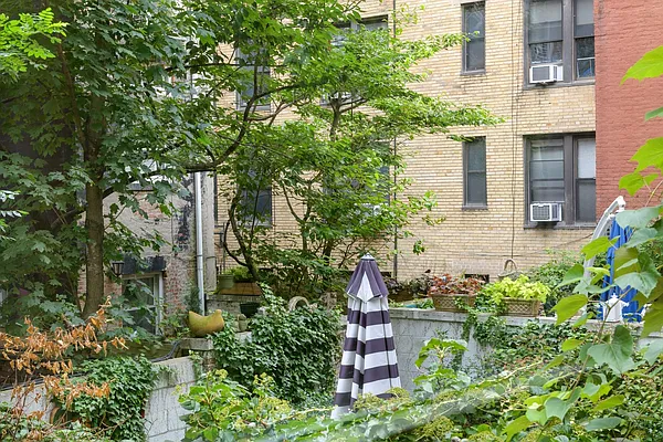 Sold by Corcoran | media 15