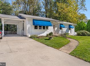 7924 Harwood Pl, Springfield, VA 22152