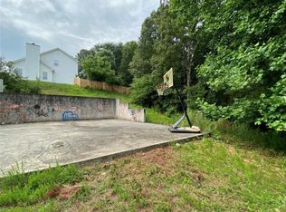 3127 Thorn Bush Dr, Gainesville, GA 30507