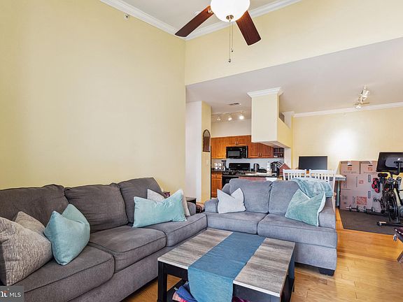 5th image of 12958 Centre Park Cir APT 427