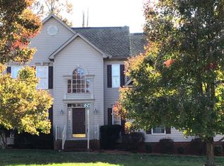 10401 Brightstone Dr, Midlothian, VA 23112