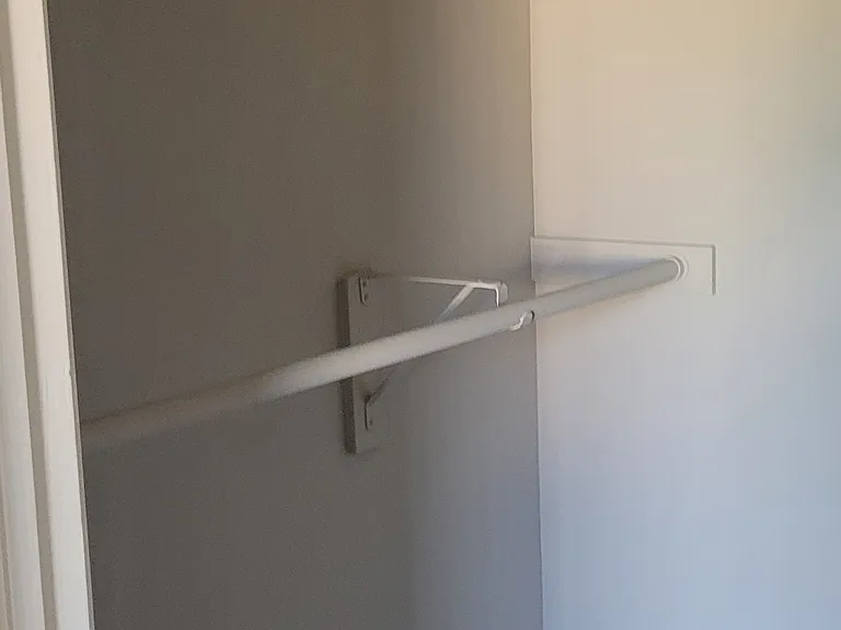 closet rods