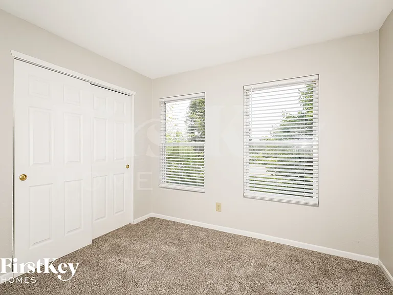 12158 E 141st St — Photo 14