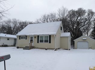 1208 Elizabeth Ave SE, Willmar, MN 56201