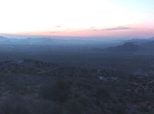 8750 Milpas Rd, Apple Valley, CA 92308