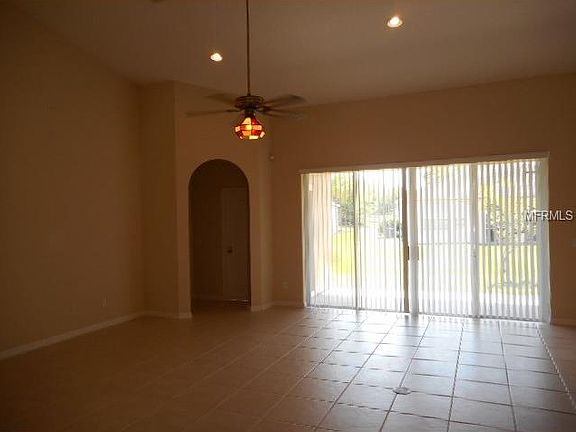 5th image of 2801 Benton Ln