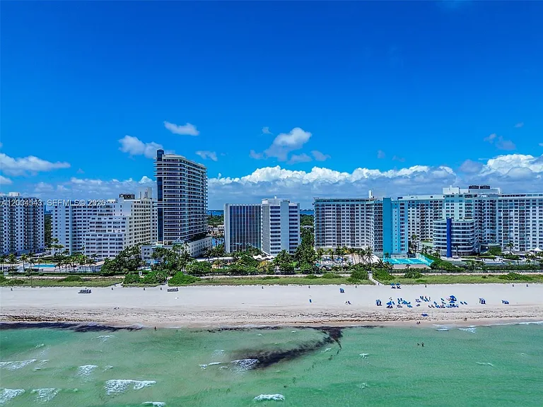 5055 Collins Ave #3K — Photo 36
