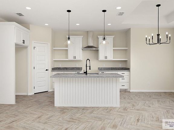 5th image of 1702 Alyssa Dr
