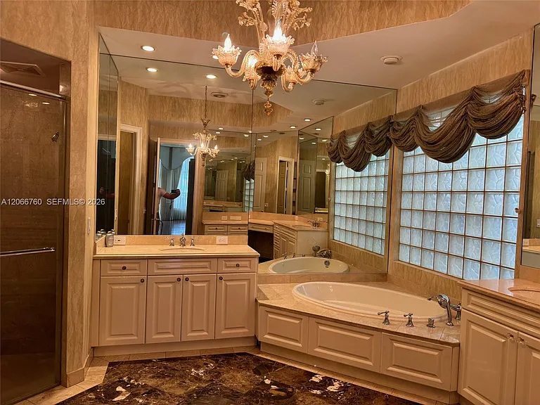 891 Captiva Dr — Photo 15