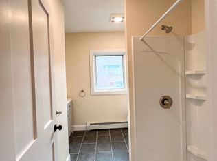 27 Pine St #29, Burlington, VT 05401
